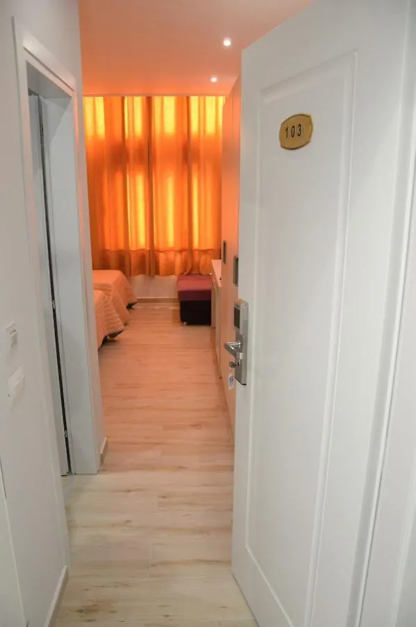 ****  Hotel Beler Vlorë Albanie